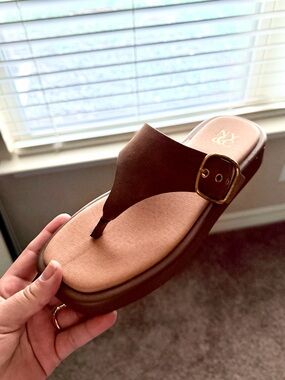 NY&C Jett Platform Flip Flop